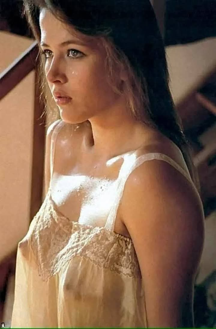 🥵🥵💦A Woman’s Large Breasts Indicate That Her Vagin…See more